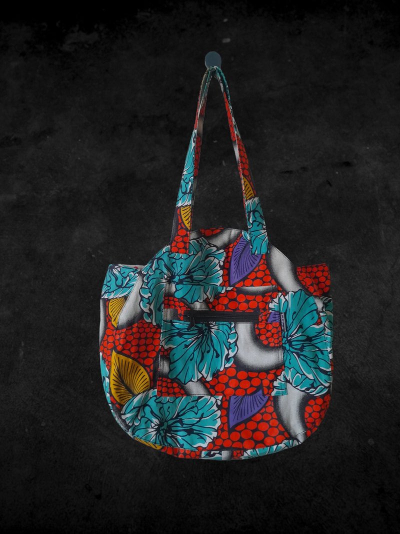 African wax print Tote, colorful, travel, handmade - 手提包/手提袋 - 棉．麻 紅色