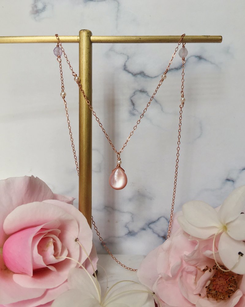 手工項鍊 含苞櫻媛花 /粉紅色貝殼/玫瑰金 - 項鍊 - 珍珠 粉紅色