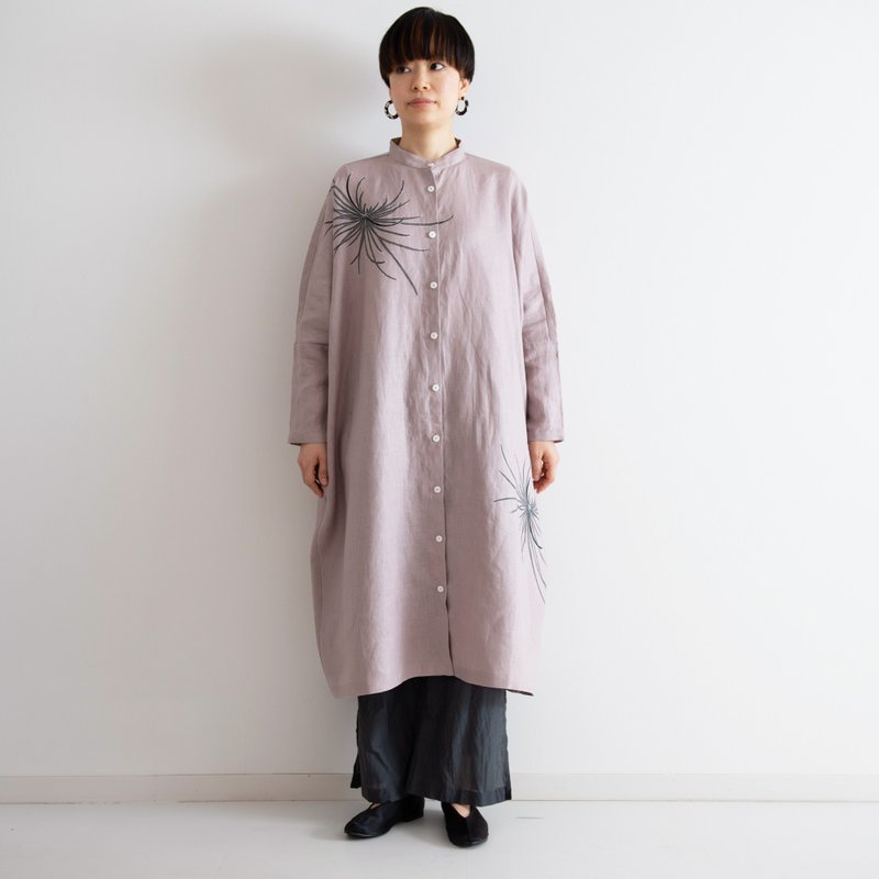 スタンドカラーシャツドレス　墨色乱菊 - 洋裝/連身裙 - 棉．麻 粉紅色