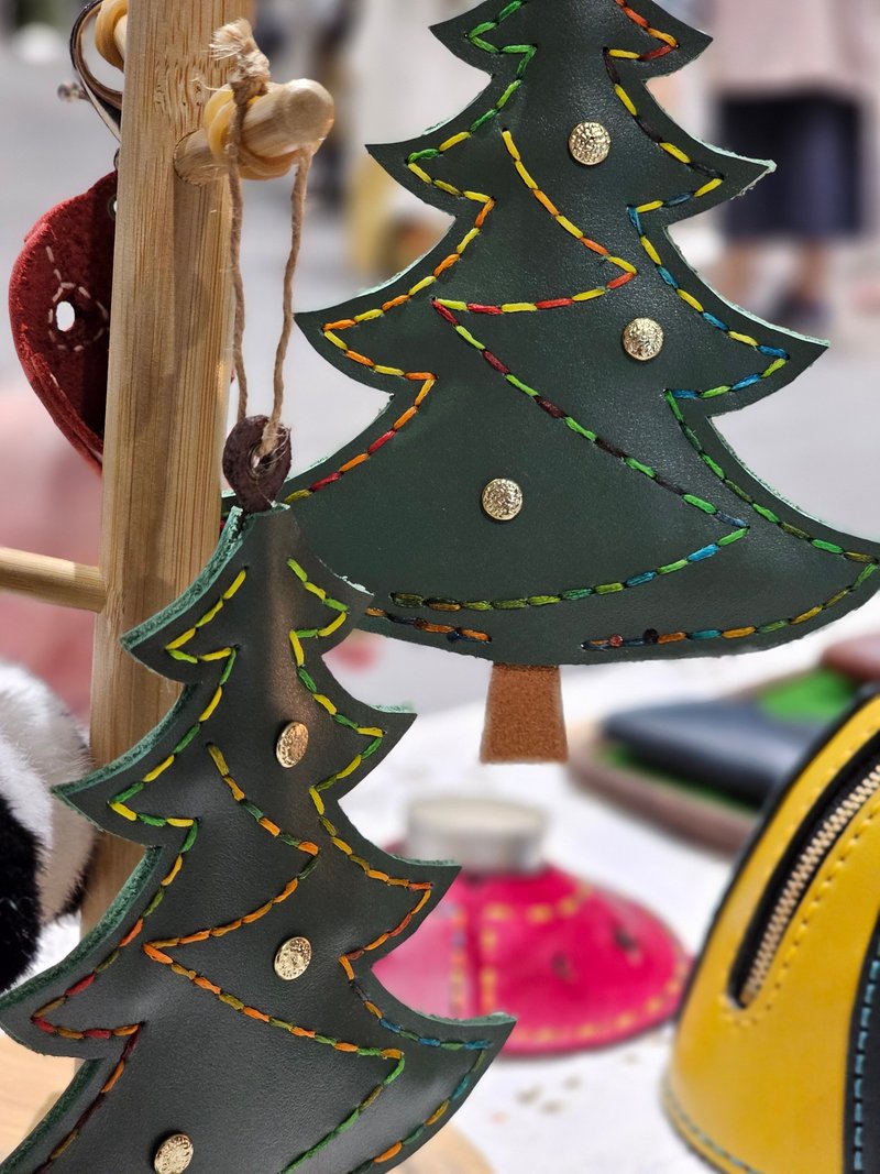 GWC草世木手作 聖誕樹掛飾 - 裝飾/擺設  - 真皮 綠色