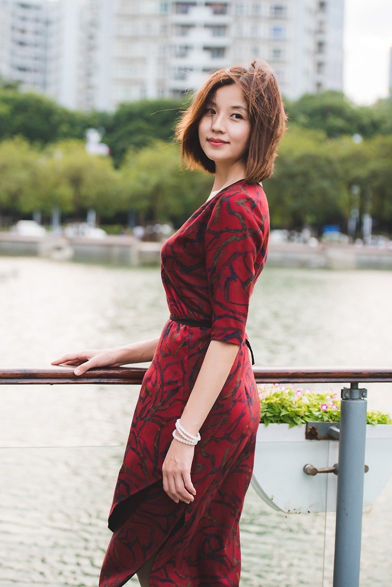 Pin Xiangyun yarn new silk dress repair heart - ชุดเดรส - ผ้าฝ้าย/ผ้าลินิน 