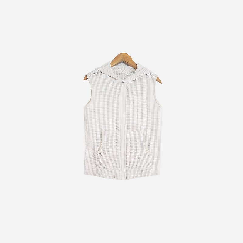 Dislocated vintage / white hooded pocket vest no.819 vintage - เสื้อกั๊กผู้หญิง - ผ้าฝ้าย/ผ้าลินิน ขาว