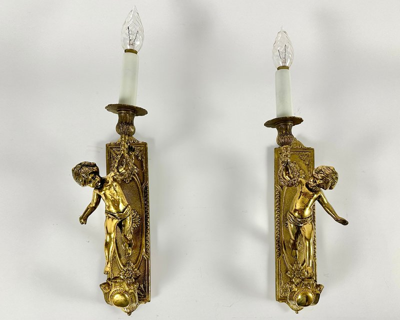 Antique Pair Sconces Louis XIV Style Gilded Bonze Cherub Angel, France, 1910s - Lighting - Other Metals Gold