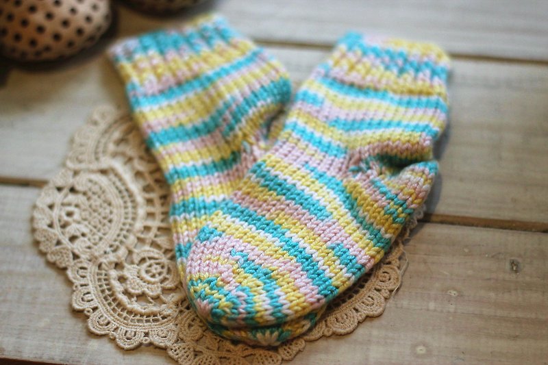 Good day hand made winter handmade. Hand-knit wool baby socks / baby socks / wool socks / Christmas gifts - Socks - Other Materials Multicolor
