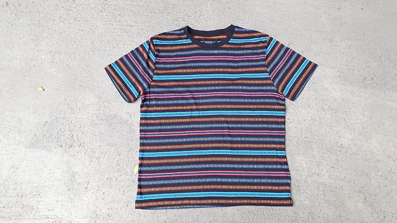 AMIN'S SHINY WORLD Featured Color Rainbow National Psychedelic Jacquard Short Kick - เสื้อฮู้ด - ผ้าฝ้าย/ผ้าลินิน หลากหลายสี