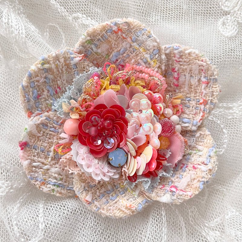 Corsage Brooch No.67　Handmade Accessory - เข็มกลัด/ข้อมือดอกไม้ - ผ้าฝ้าย/ผ้าลินิน 