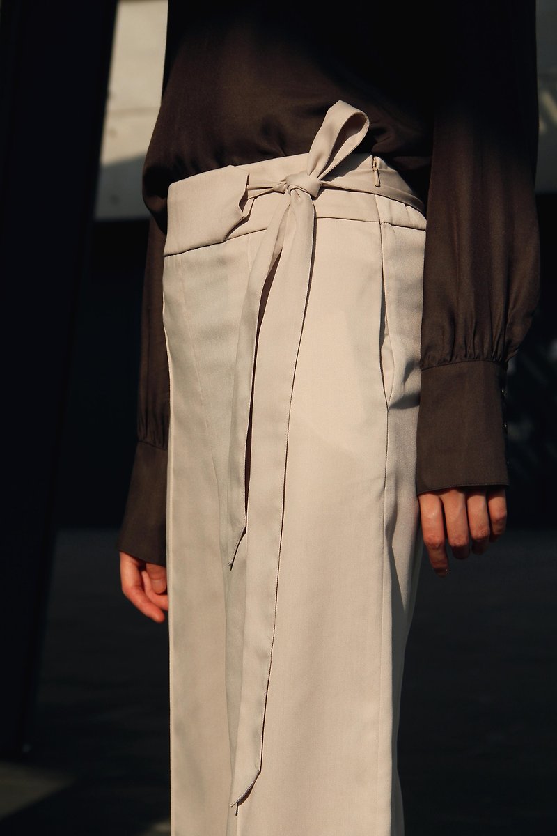 obi-belted pants - beige - Women's Pants - Eco-Friendly Materials Khaki