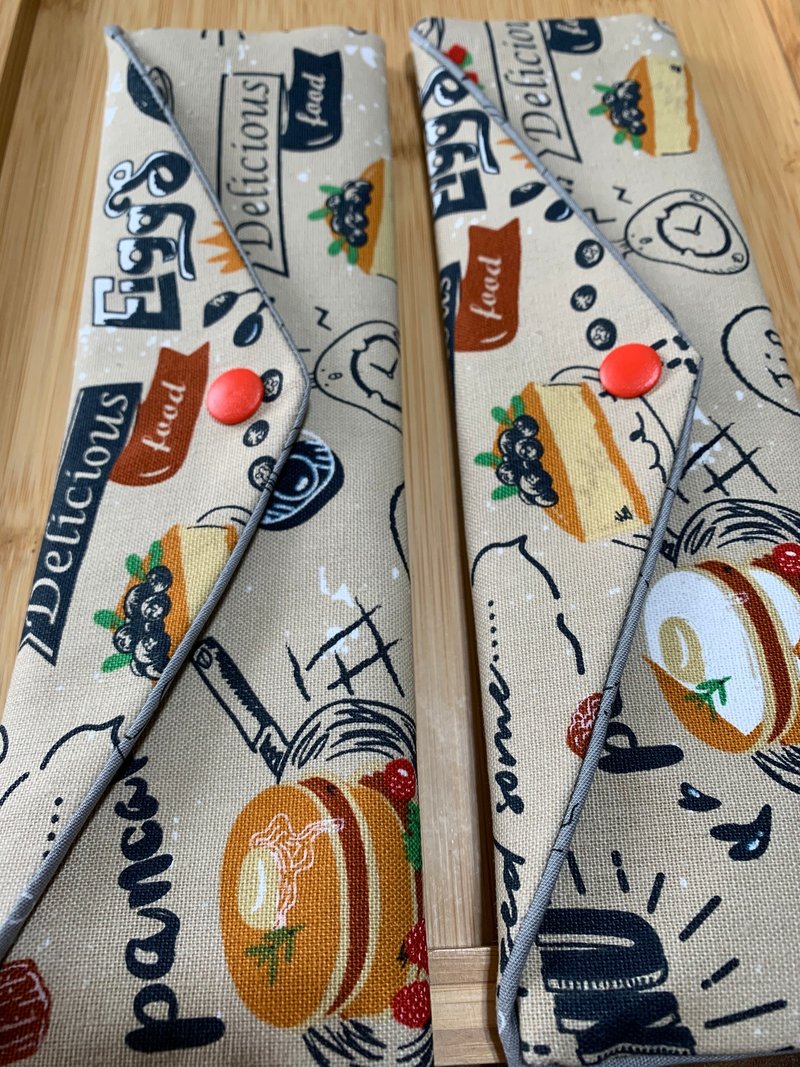 Wen Qingfeng Environmentally Friendly Cotton Chopsticks Bag~ Delicious Relationship Wild Khaki Tide Storage Hand-made Cutlery Bag - กล่องเก็บของ - ผ้าฝ้าย/ผ้าลินิน สีกากี