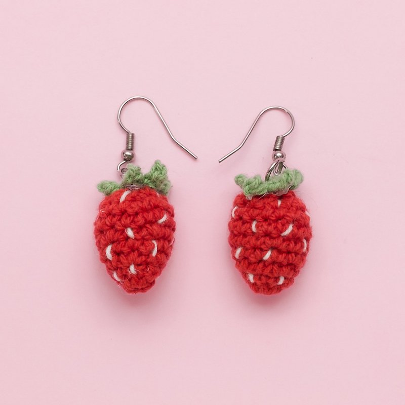Earrings crochet fruit | The Strawberry #001 - Earrings & Clip-ons - Cotton & Hemp Red