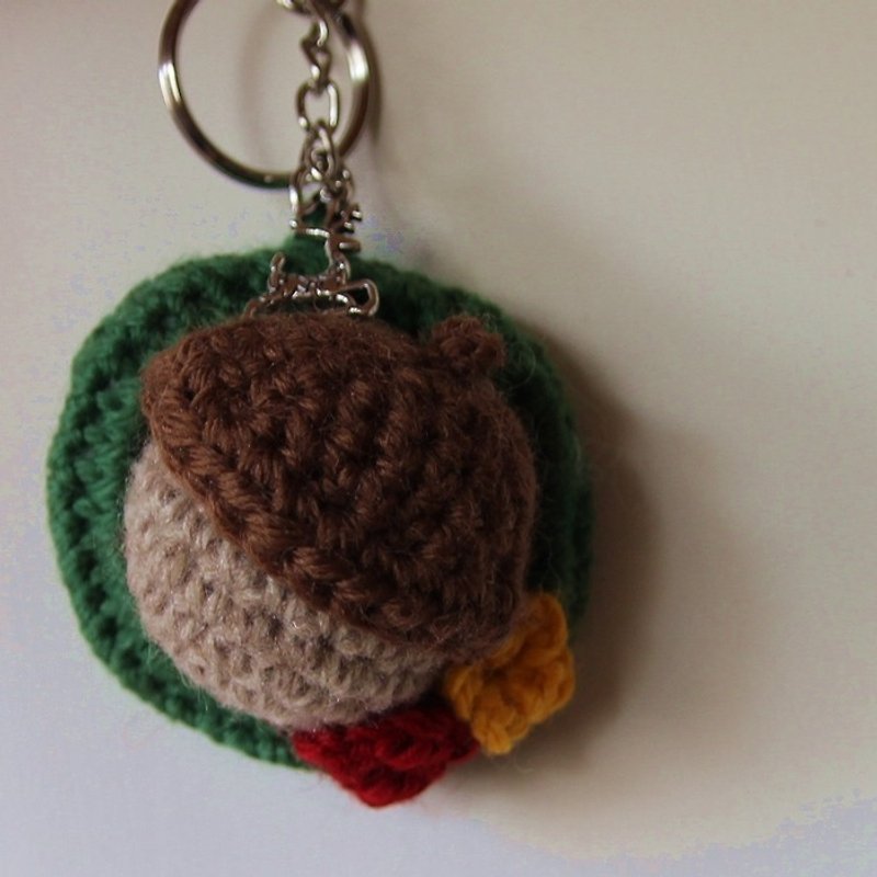 Amigurumi crochet doll: Little Christmas wreaths key ring, Green, Oak - Keychains - Polyester Green