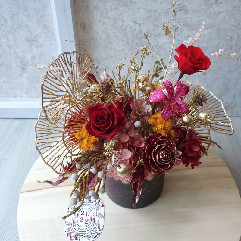 New Year's potted flowers, red and golden flowers, bloom, rich style, immortal flowers, eternal flowers, happy new year - Dried Flowers & Bouquets - Plants & Flowers Red