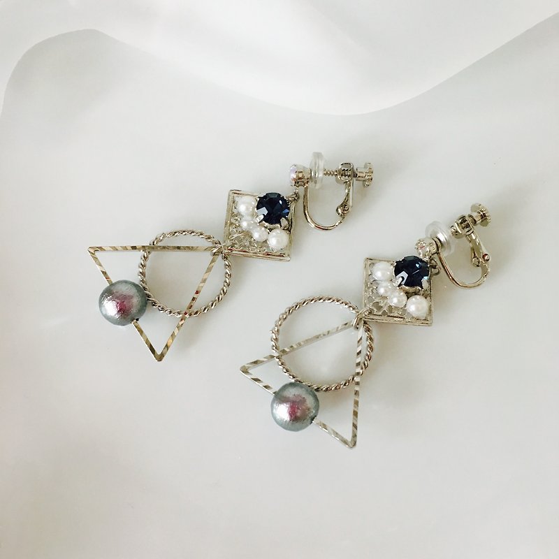 Circle ○ participation △ qualification □ earrings - Earrings & Clip-ons - Other Metals Gray