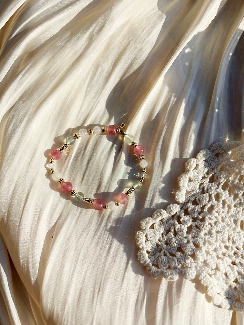 Afterglow of Autumn//Grape Stone Horse Rose Quartz Moonstone Natural Stone Crystal Bracelet Bracelet - สร้อยข้อมือ - คริสตัล 