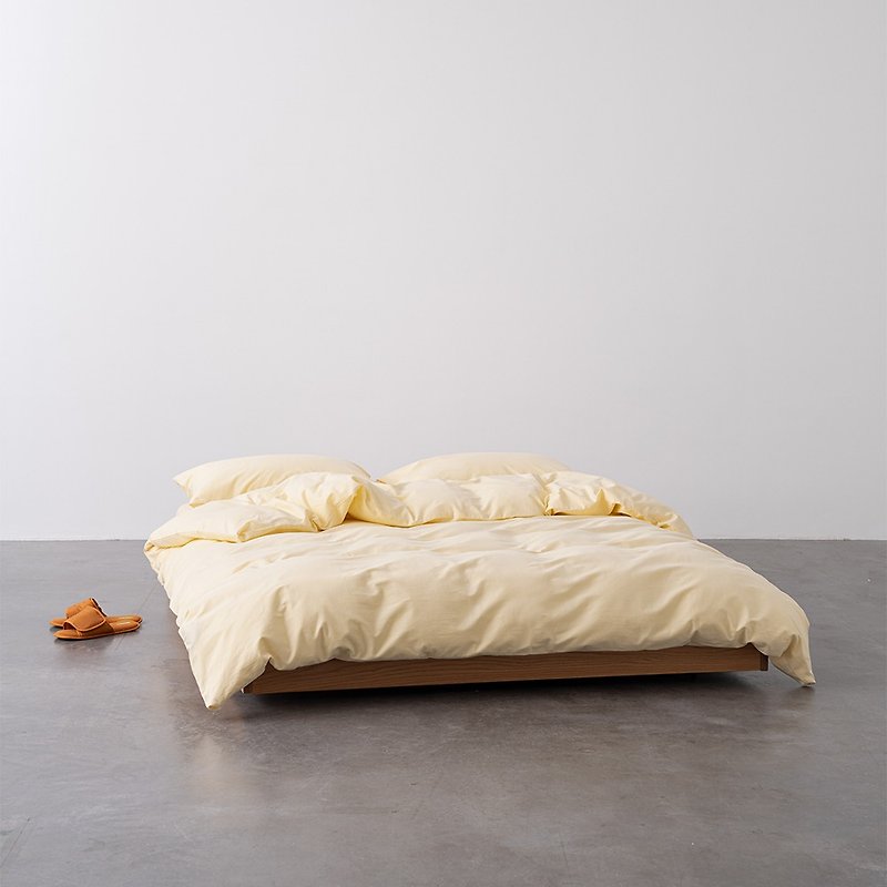 Milky yellow 60-count soft skin-friendly pure cotton bed sheet pillowcase quilt cover double bed four-piece set - เครื่องนอน - ผ้าฝ้าย/ผ้าลินิน สีเหลือง