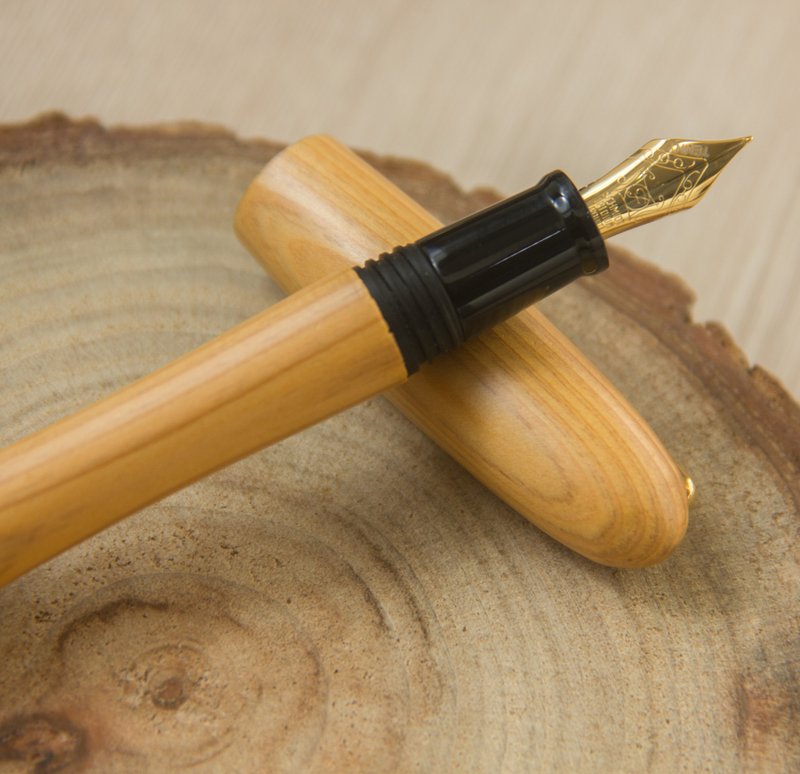 [TENNY handmade wooden fountain pen] Curved cypress/Taiwan cypress Hinoki - Fountain Pens - Wood 