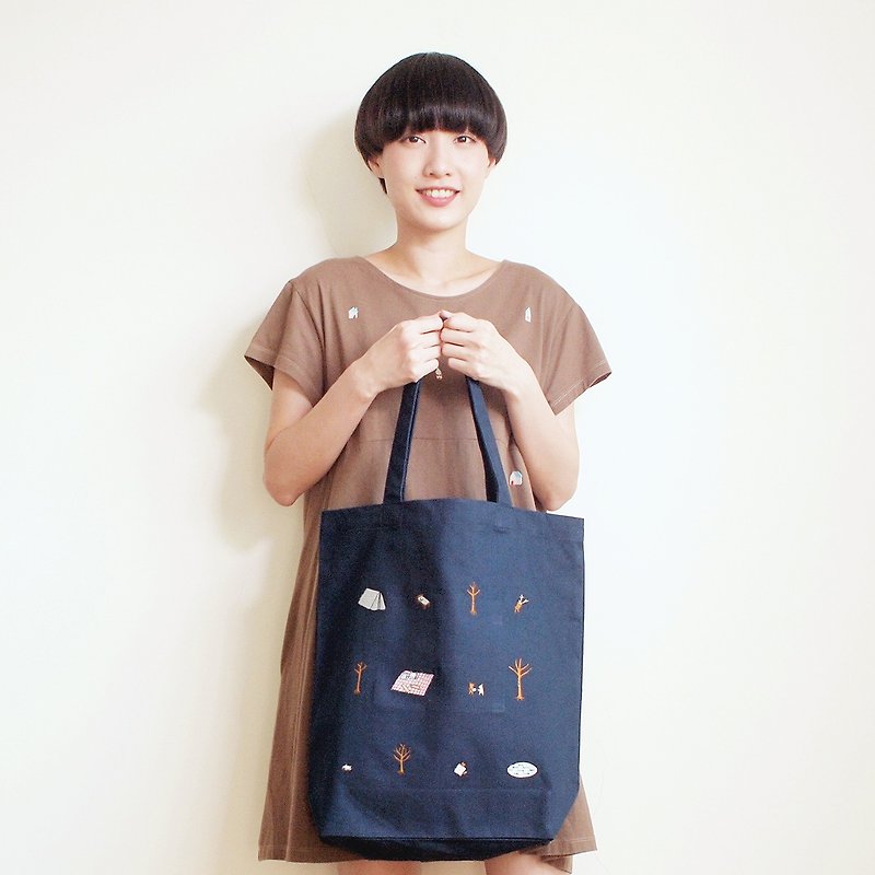 forest camp tote bag : navy - 側背包/斜孭袋 - 棉．麻 藍色