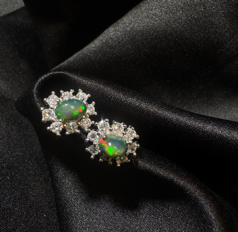 綠野仙蹤。 s925純銀 歐泊 耳環 黑歐泊 耳環 耳針 蛋白石 耳環 - 耳環/耳夾/耳骨夾 - 半寶石 