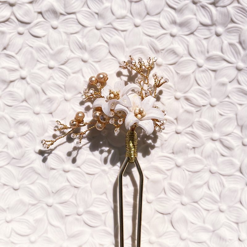 【蒔花集】野百合的春天。百合花。髮簪。樹脂花飾。 - 髮夾/髮圈 - 樹脂 金色