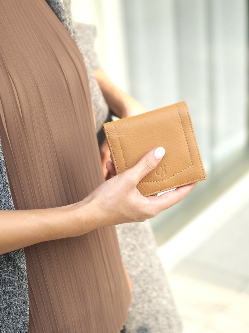 Hannah (Vanilla) : Small leather short wallet, folded wallet, Mini wallet - 錢包/皮夾/長短夾 - 真皮 黃色