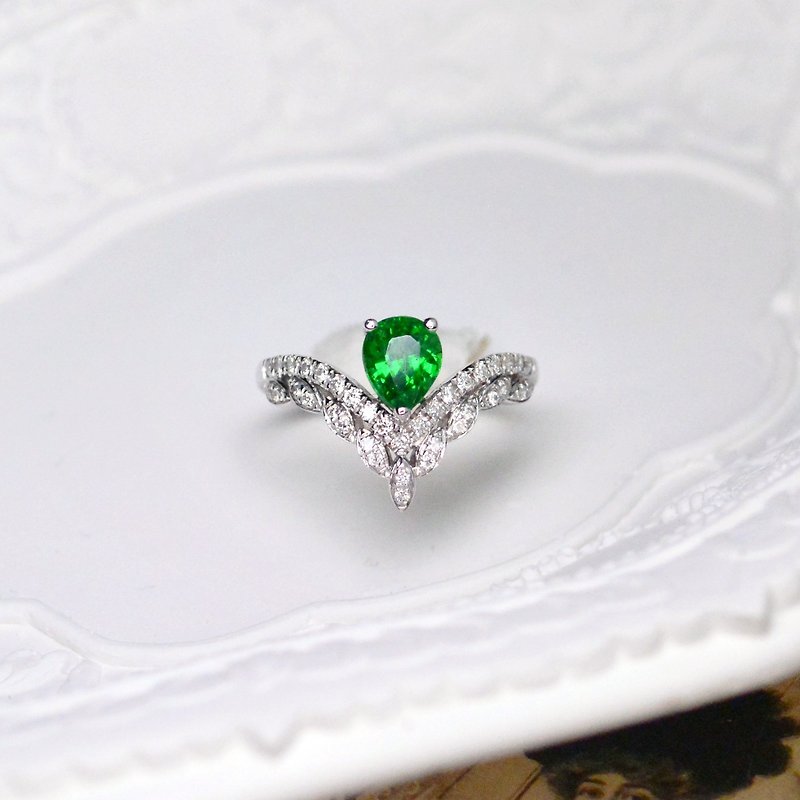 皇冠沙弗萊18K戒指 - 戒指 - 寶石 銀色