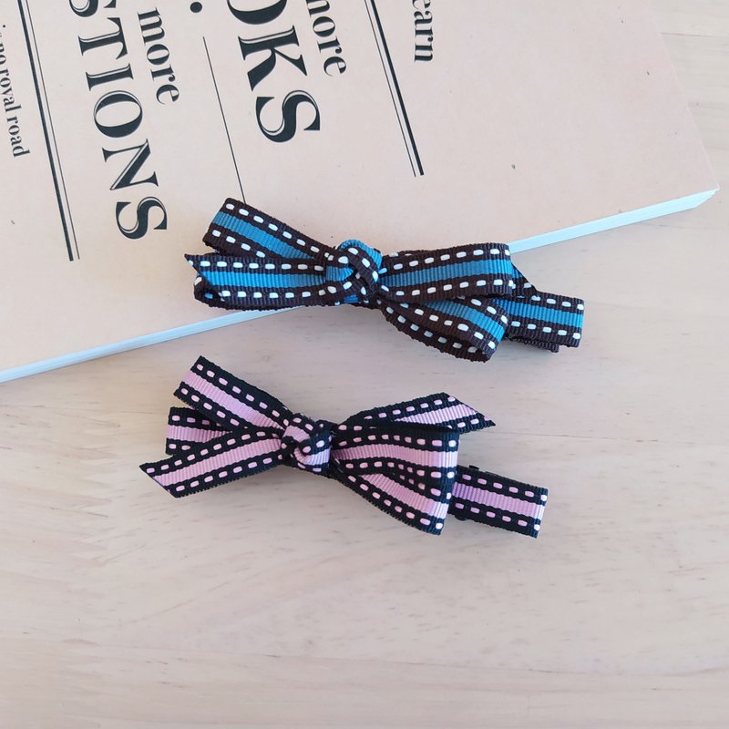 Bright jumper dotted bow paint hairpin 2 colors - เครื่องประดับผม - วัสดุอื่นๆ หลากหลายสี