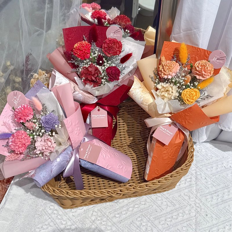 FengFlower 【康乃馨小花束】乾燥花/永生花/送禮/母親節 - 乾燥花/永生花 - 植物．花 