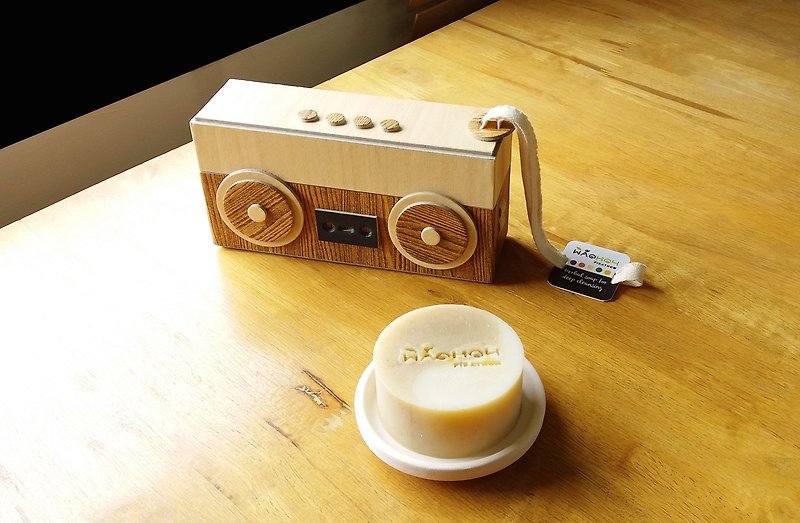 Gift set soap - Portable retro radio - Brown+Cream 6 - 石けん - 紙 