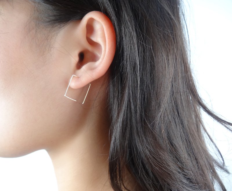 輕耳飾, 純銀耳環, 小方線一對, 設計師手工銀飾 - 耳環/耳夾 - 純銀 白色