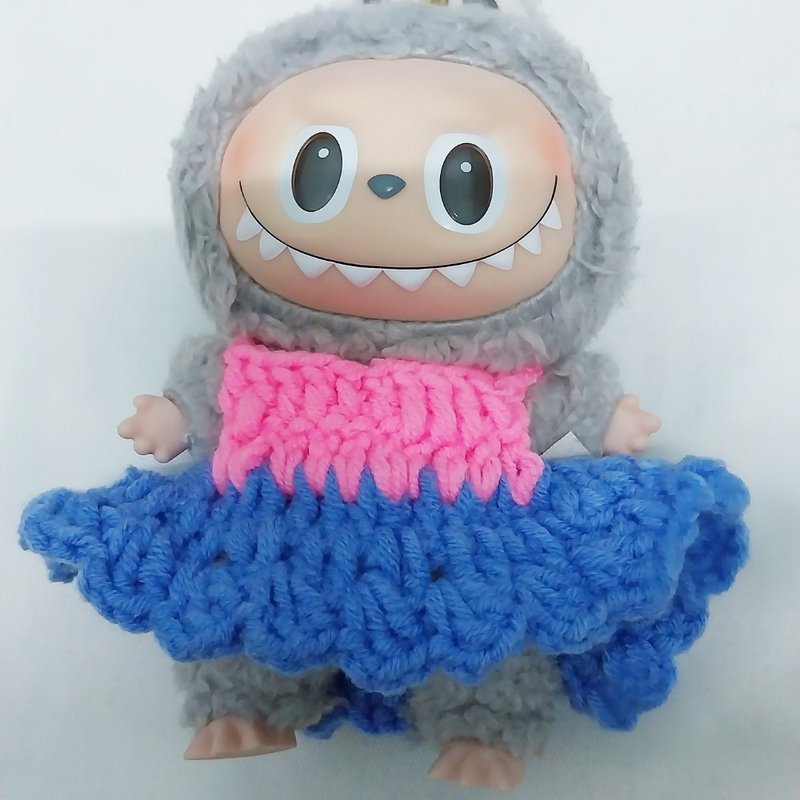 beautiful labubu V1 V2 Pink Blue short doll dress yarn crochet handmade - 玩偶/公仔 - 其他材質 藍色