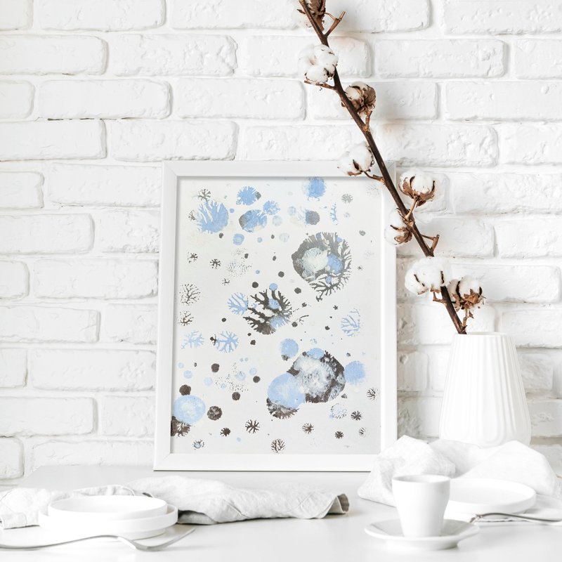 Blue silver abstract snowflakes Monotype print Holiday festive winter wall art - 海報/掛畫/掛布 - 紙 藍色