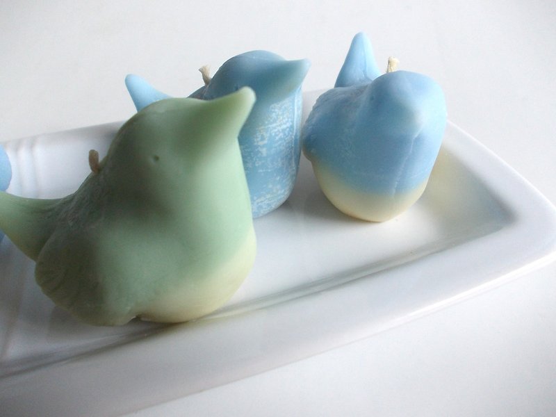 Bird scented candle - limited edition candle wax bird - Candles & Candle Holders - Wax Multicolor