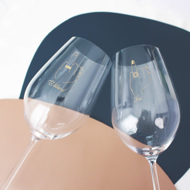 Minimalist簡單愛系列|定制一生一世紅酒對杯—文字雕刻 - 酒杯/酒器 - 玻璃 