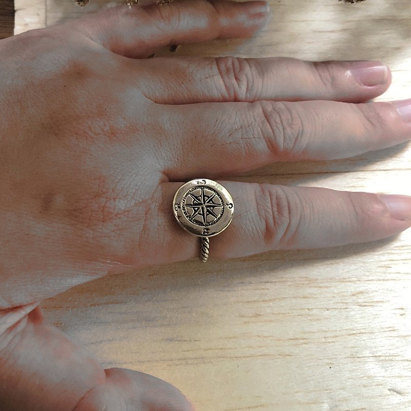 แหวน เข็มทิศ  น่ารัก ผู้หญิง เงินแท้ ทำด้วยมือ ความรัก สัญญา ของขวัญ - แหวนทั่วไป - โลหะ สีเงิน