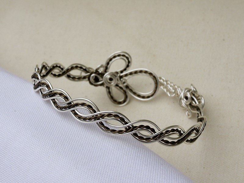 Zen Wrap Bracelet Series 4 - สร้อยข้อมือ - โลหะ สีเงิน