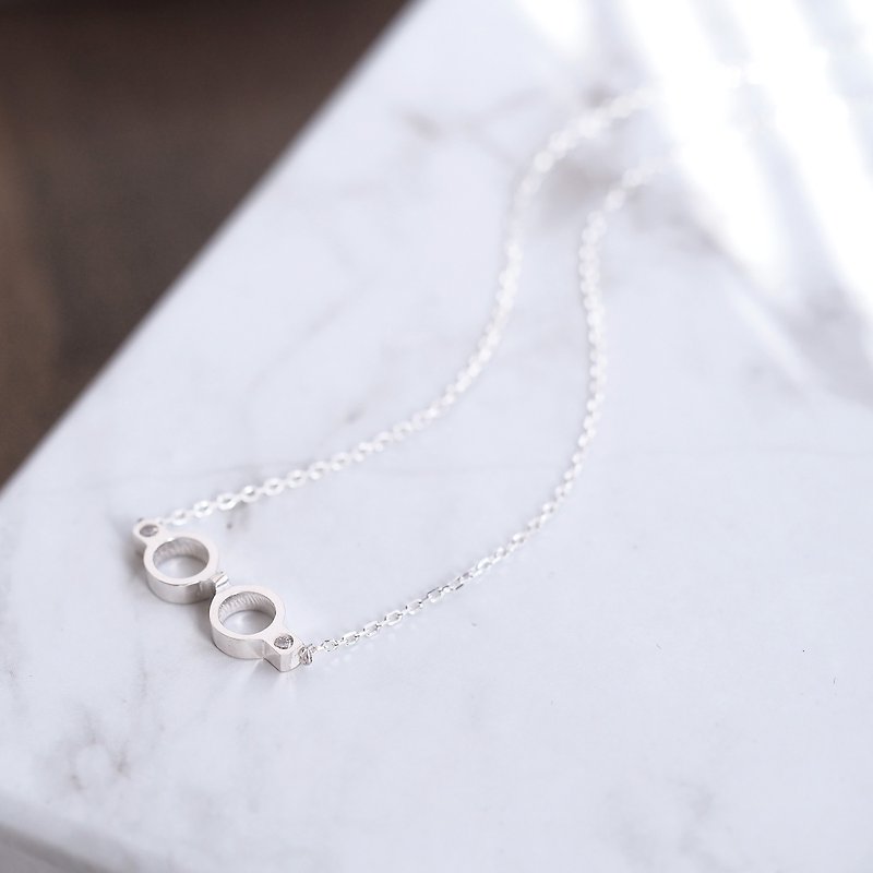 White Glasses Necklace Silver 925 - สร้อยคอ - โลหะ สีเงิน