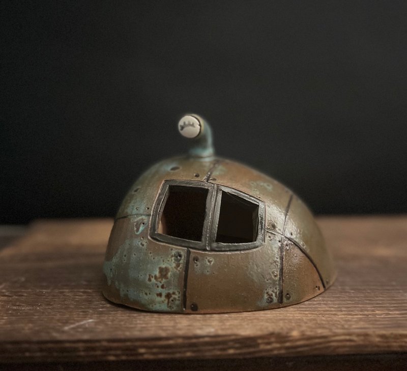 submarine shelter - Other - Pottery Brown