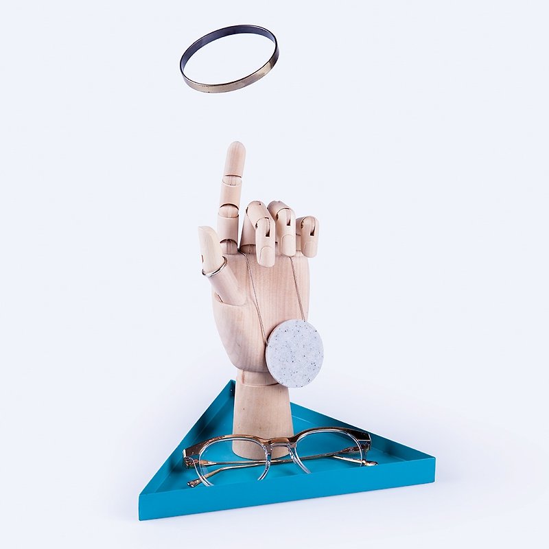 DOIY art gold finger-hanger - Items for Display - Wood Gray