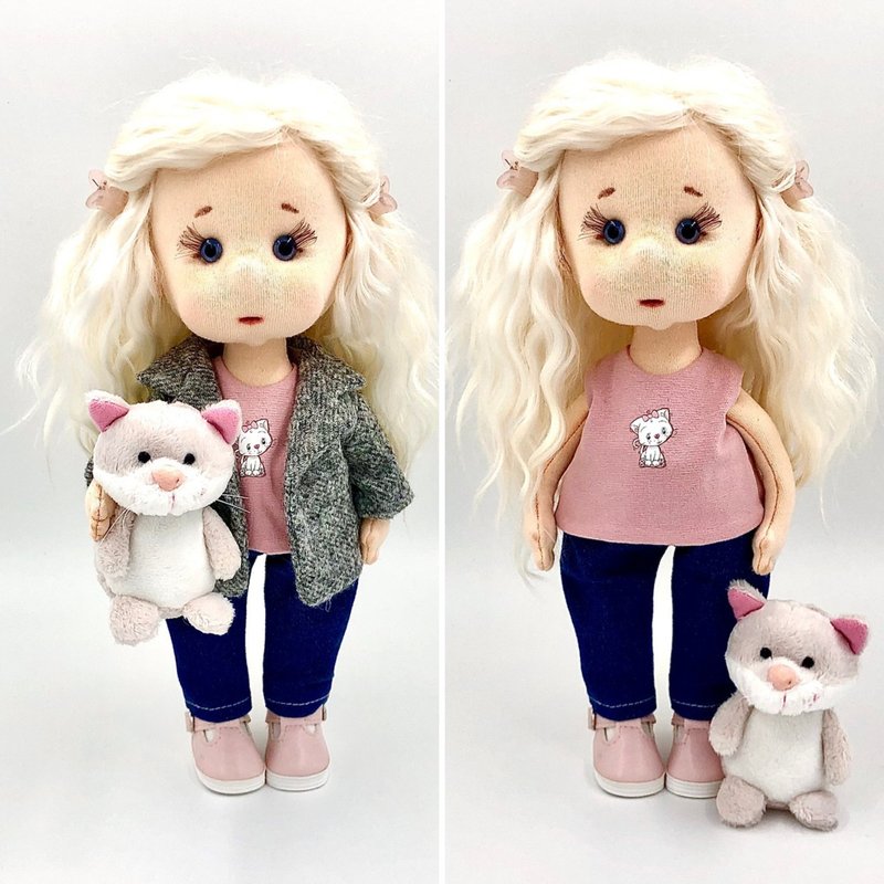 Textile doll with cat, Cloth doll, Xmas rag doll, Christmas Gift Wrapping - ของเล่นเด็ก - วัสดุอื่นๆ สึชมพู