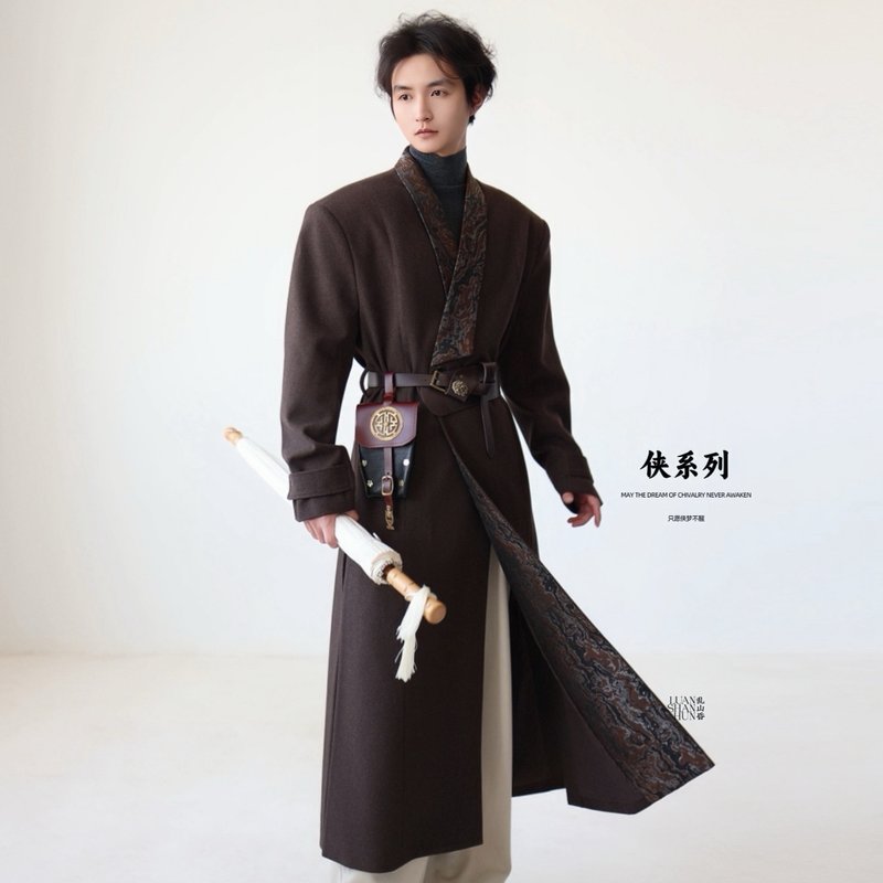 亂山昏 俠 新中式國風原創寬肩大廓形棕咖交領長款大衣外套秋冬 - 男夾克/外套 - 其他材質 