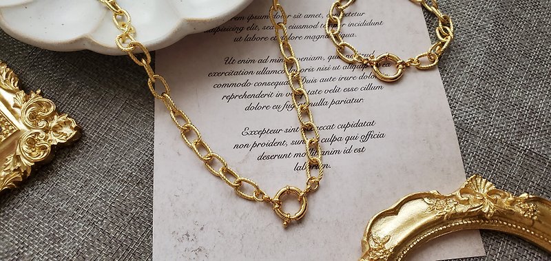 Gold Bold Chain Necklace - Link Chain Necklace - Chunky Chain Necklace - สร้อยคอ - โลหะ สีทอง