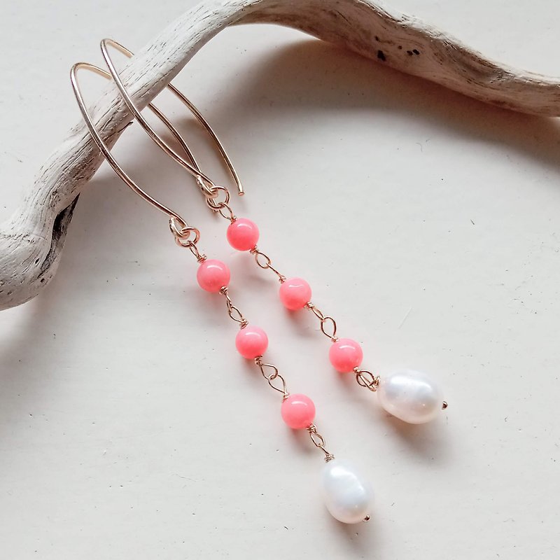 [14KGF] Coral and freshwater pearl long hook earrings - Earrings & Clip-ons - Semi-Precious Stones Pink