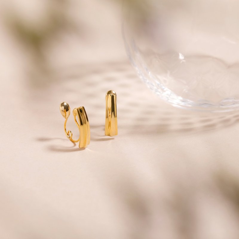scoop-line loop-fit earring GD　ループフィットイヤリング　スタイリッシュでシンプルなデザイン 　ゴールド - 耳環/耳夾/耳骨夾 - 其他金屬 金色