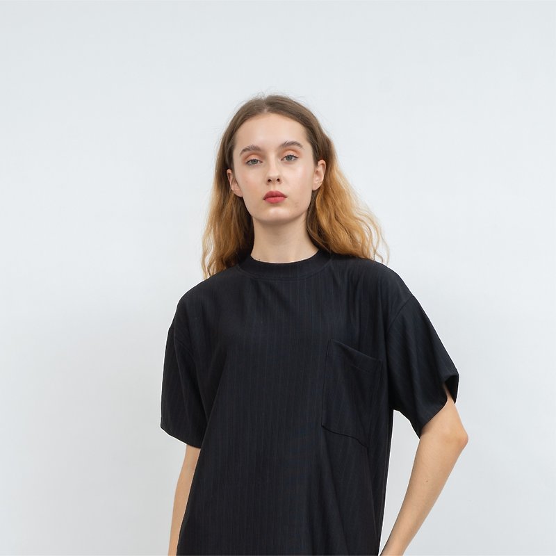 Knit T-Shirt Lightweight Anti Wrinkle - ชุดเดรส - เส้นใยสังเคราะห์ สีดำ