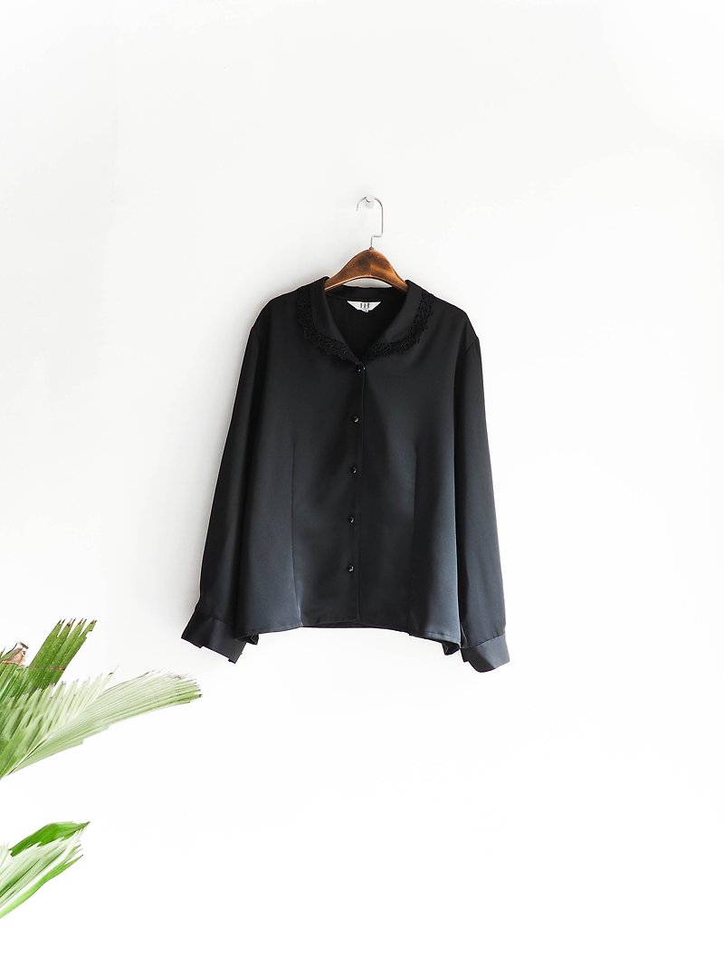 River Hill - Paris elegant deep dark black antique lace girls shirt oversize vintage silk shirt jacket - เสื้อเชิ้ตผู้หญิง - ผ้าไหม สีดำ