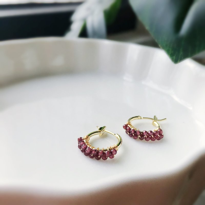 Athena Series Garnet Stone pair of earrings birthday gift - ต่างหู - ทองแดงทองเหลือง หลากหลายสี