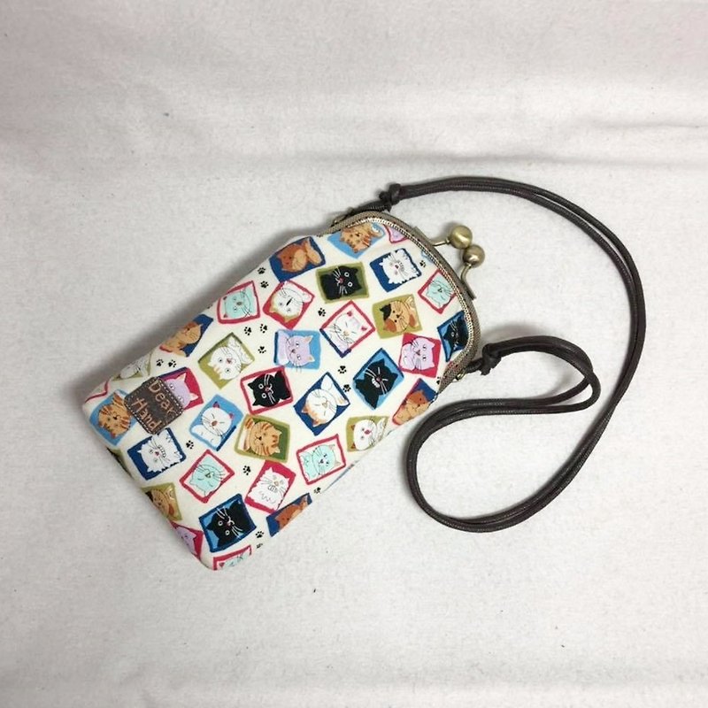Mobile phone gold bag + various selfies of cats + - Other - Cotton & Hemp White