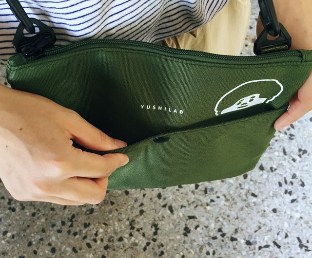 【再再お値下げ！】TUMI おおきめショルダーバッグ（グリーン） お値下げ！】TUMI おおきめショルダーバッグ（グリーン）低