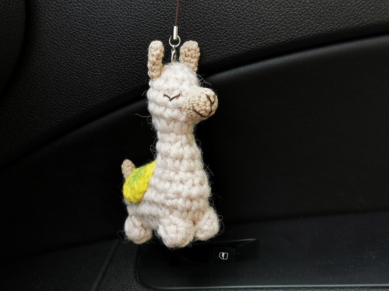 Llama, Alpaca, keychain plush, car ornament, Lucky charm - Keychains - Other Materials Gold