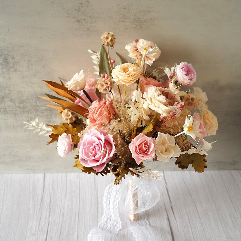 【Planting Flowers】Romantic immortal dry bridal bouquet proposal bouquet Valentine's Day bouquet - ช่อดอกไม้แห้ง - พืช/ดอกไม้ 