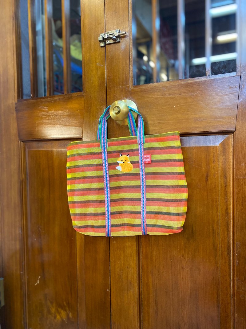 客訂-肩背 刺繡茄芷袋 - 狐狸 - 側背包/斜背包 - 其他材質 多色